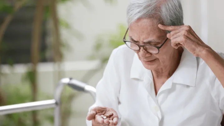 Navigating The Storm: Coping Strategies For An Alzheimer'S Diagnosis And Memory Care Journey 3
