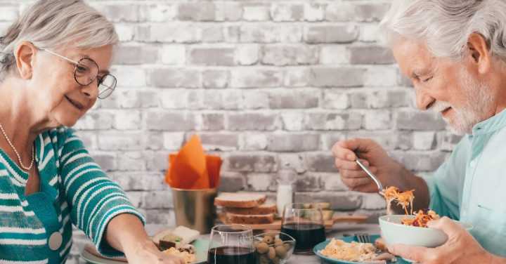 Alzheimer'S Care: How Shared Meals Reduce Depression 1 Image 11