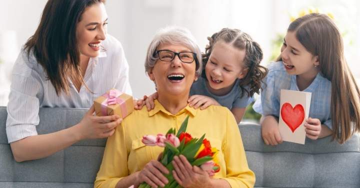 Spark L.o.v.e. This Valentine'S Day In Memory Care 1 Image 9